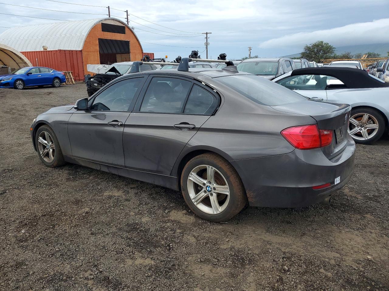 2013 BMW 3 SERIES