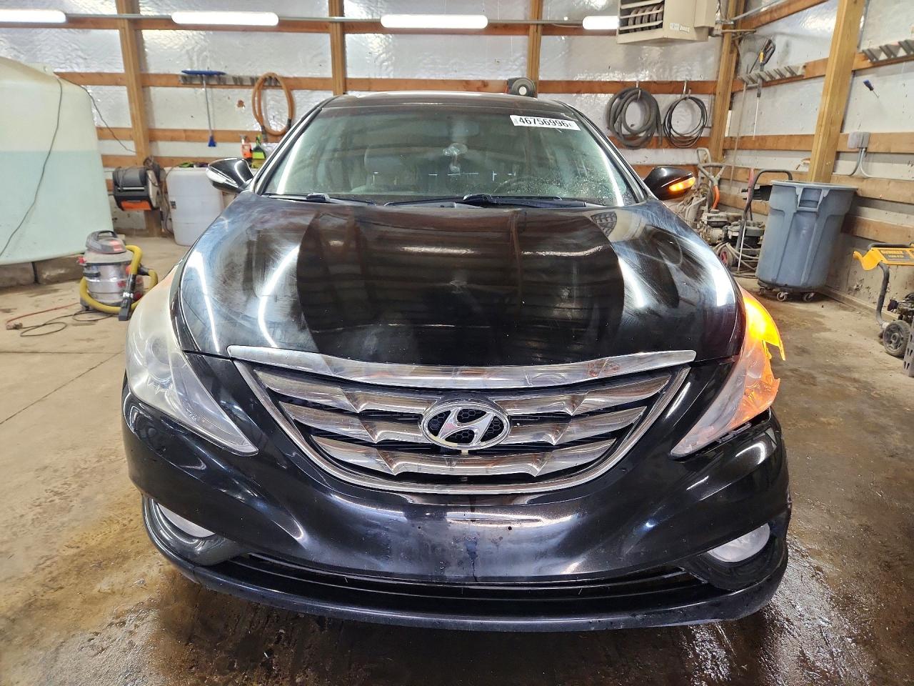 2011 HYUNDAI SONATA