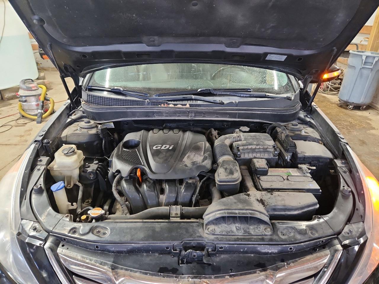 2011 HYUNDAI SONATA