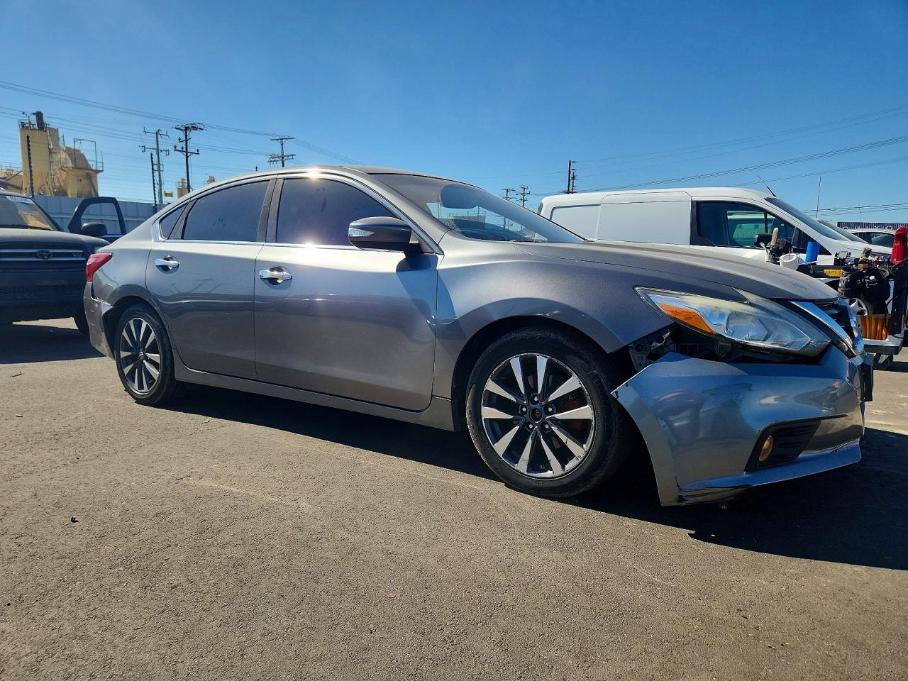 2017 NISSAN ALTIMA