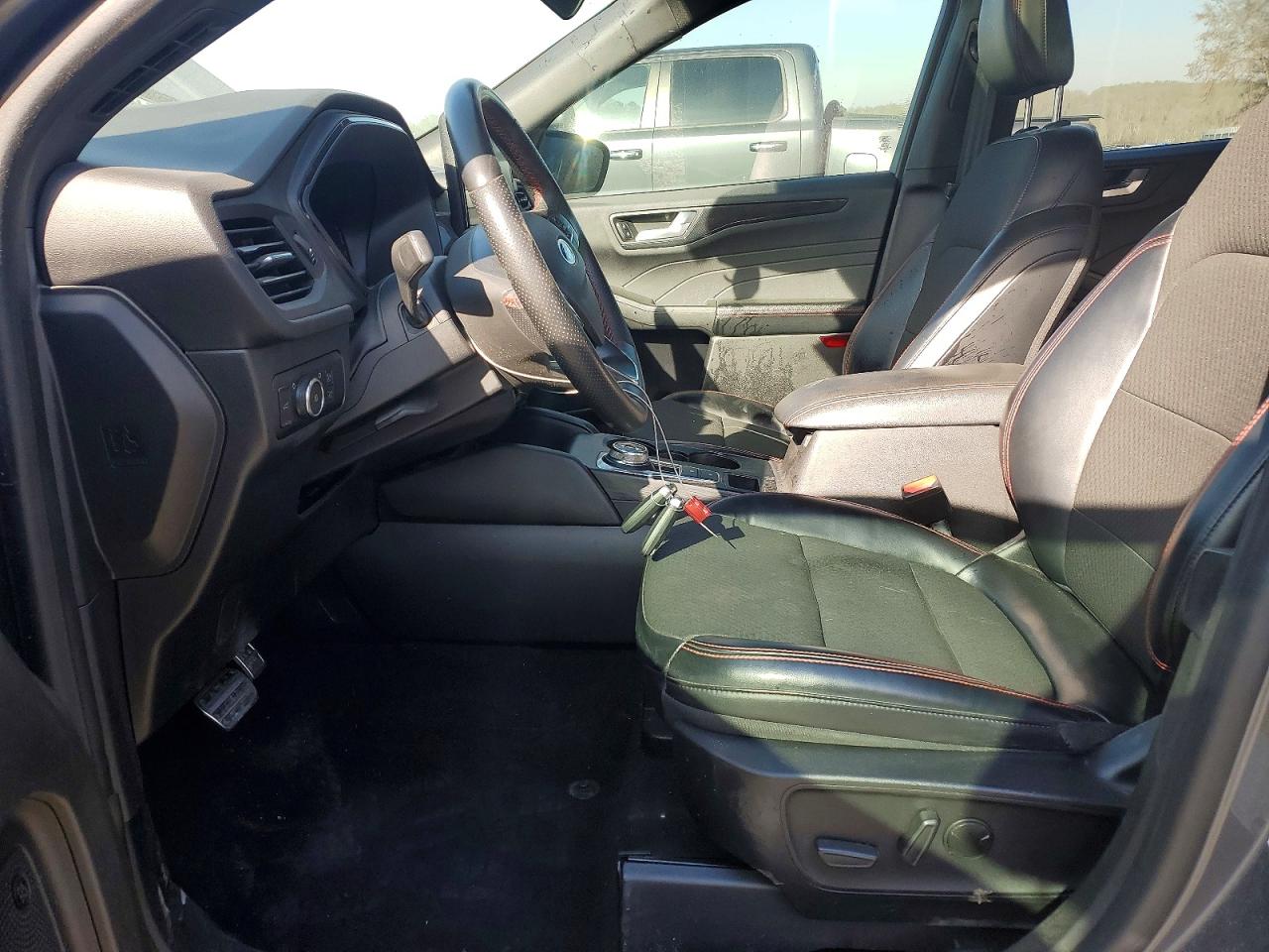 2023 FORD ESCAPE