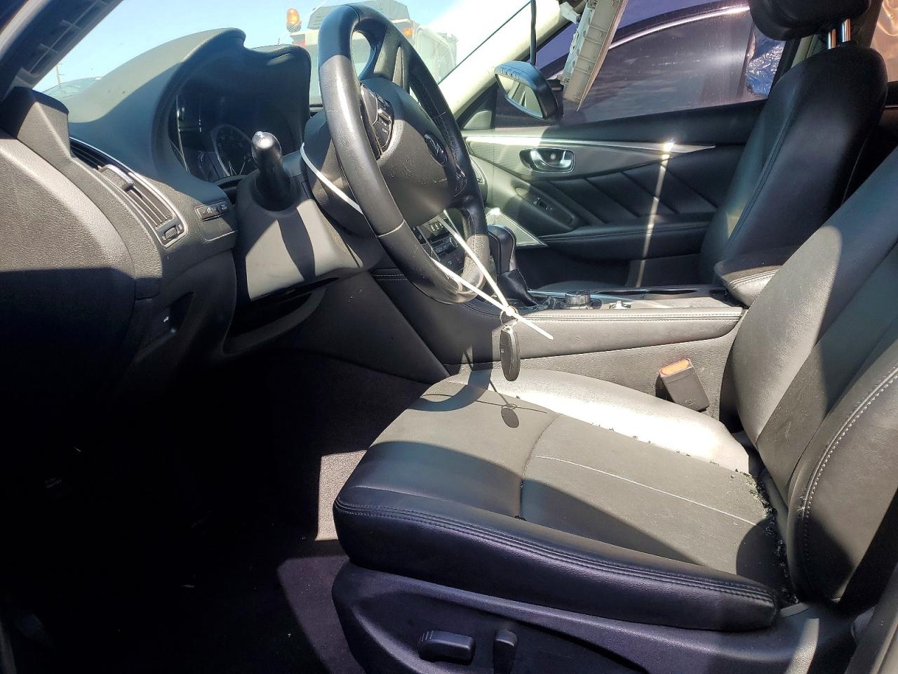 2017 INFINITI Q50