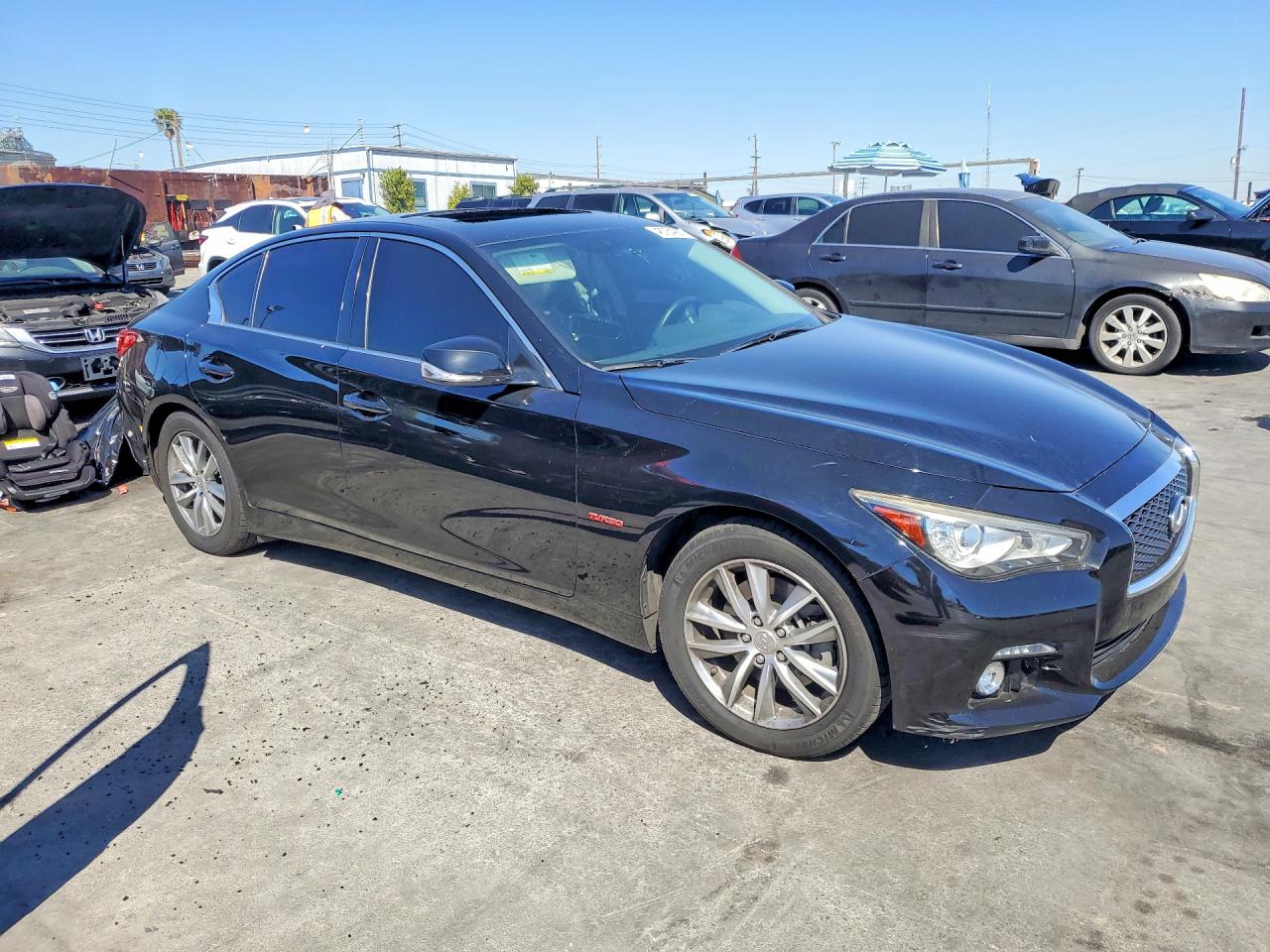 2017 INFINITI Q50
