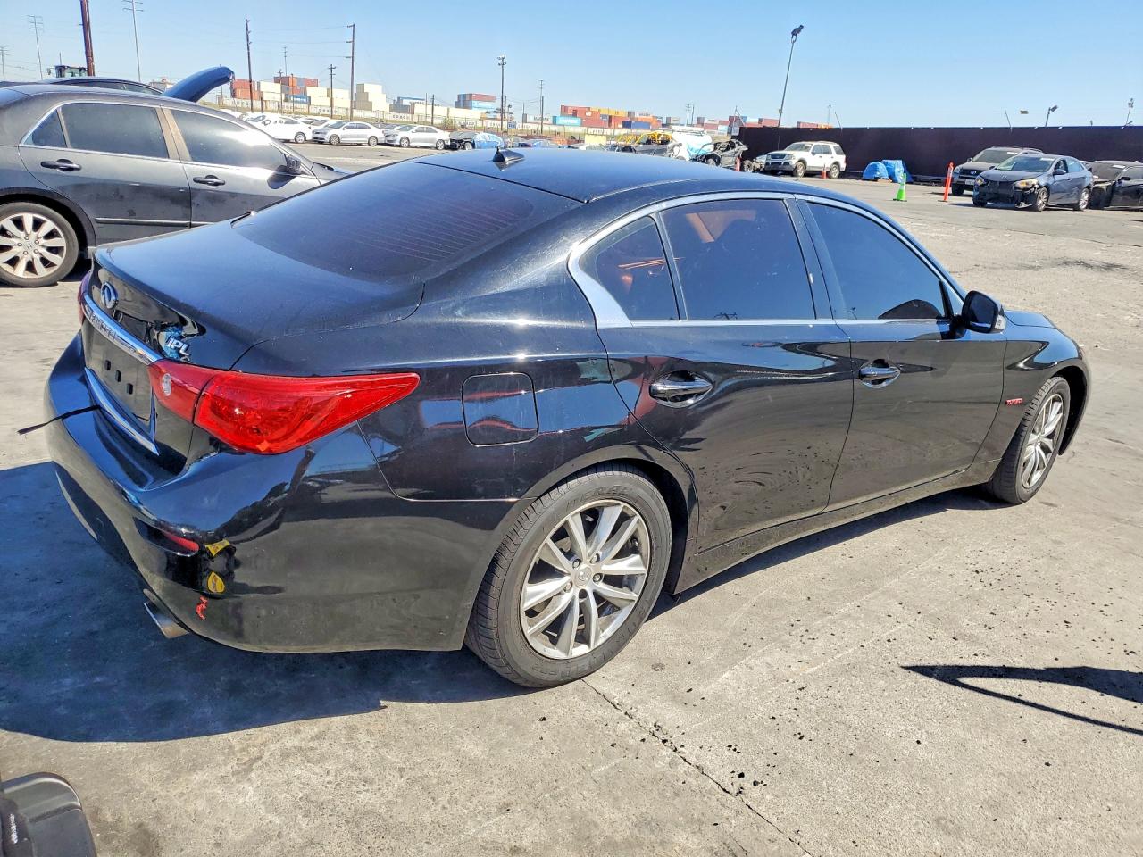 2017 INFINITI Q50