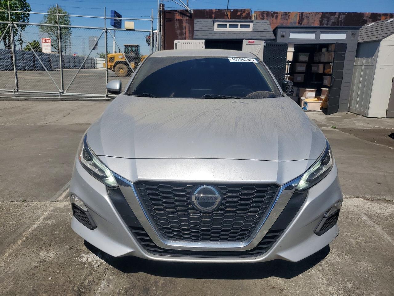 2022 NISSAN ALTIMA