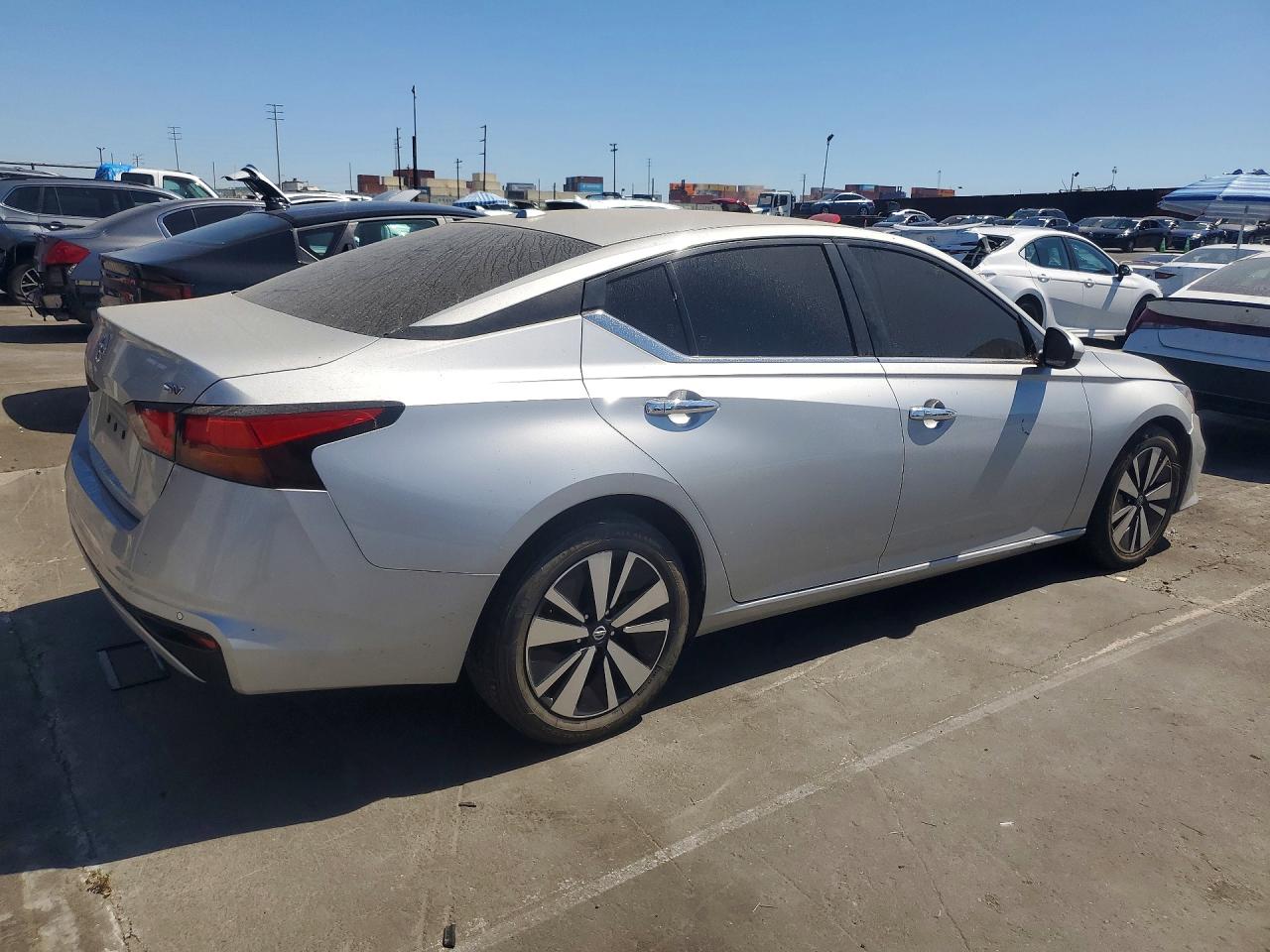 2022 NISSAN ALTIMA