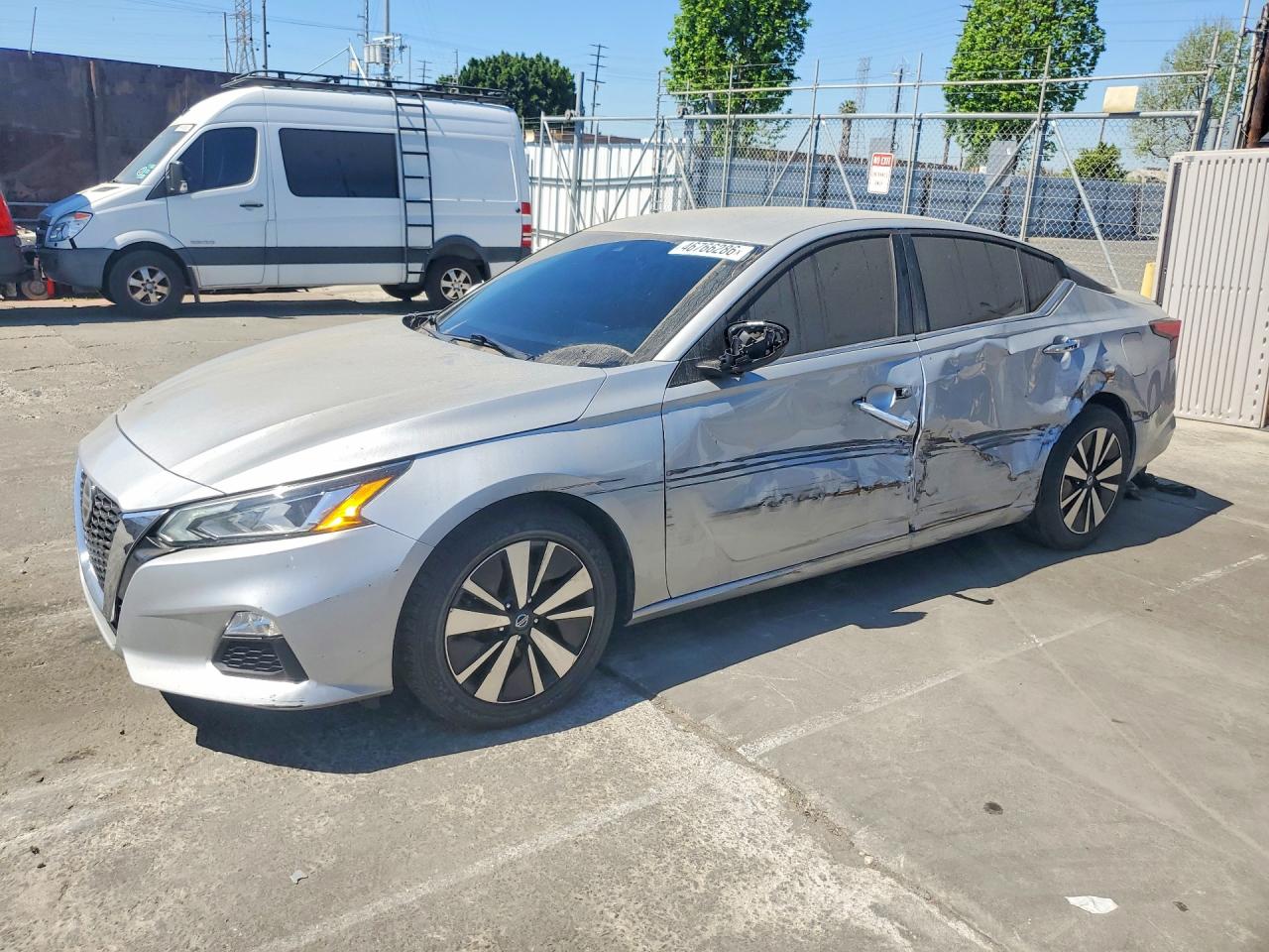 2022 NISSAN ALTIMA