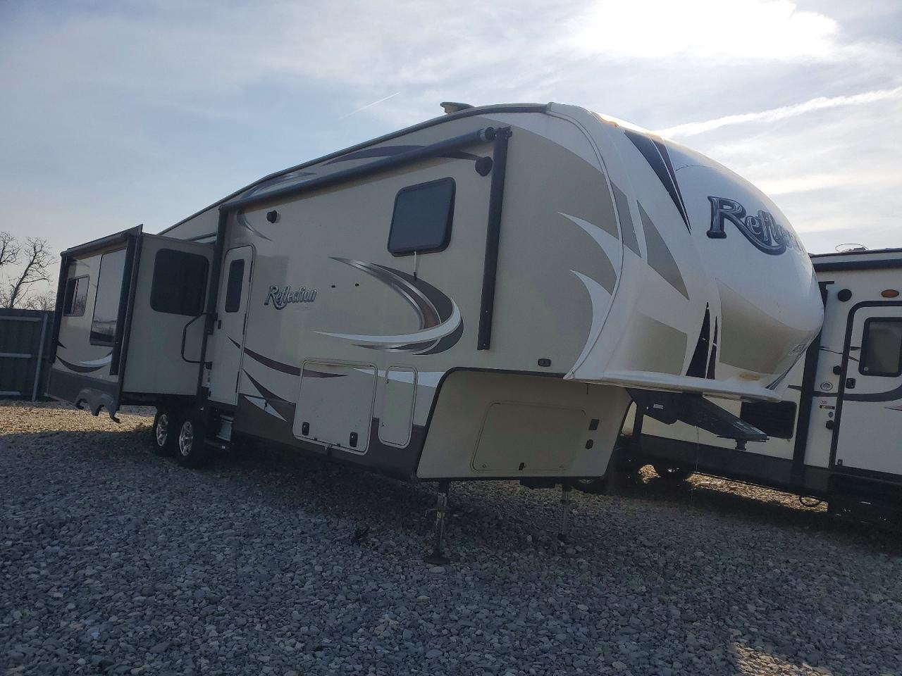 2018 GRAND DESIGN REFLECTIO