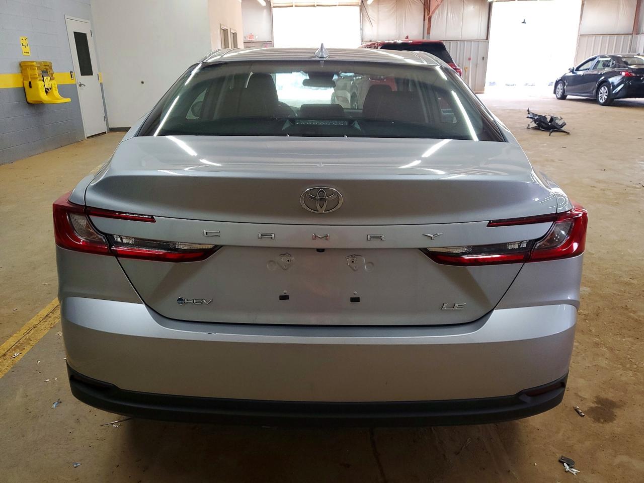 2025 TOYOTA CAMRY