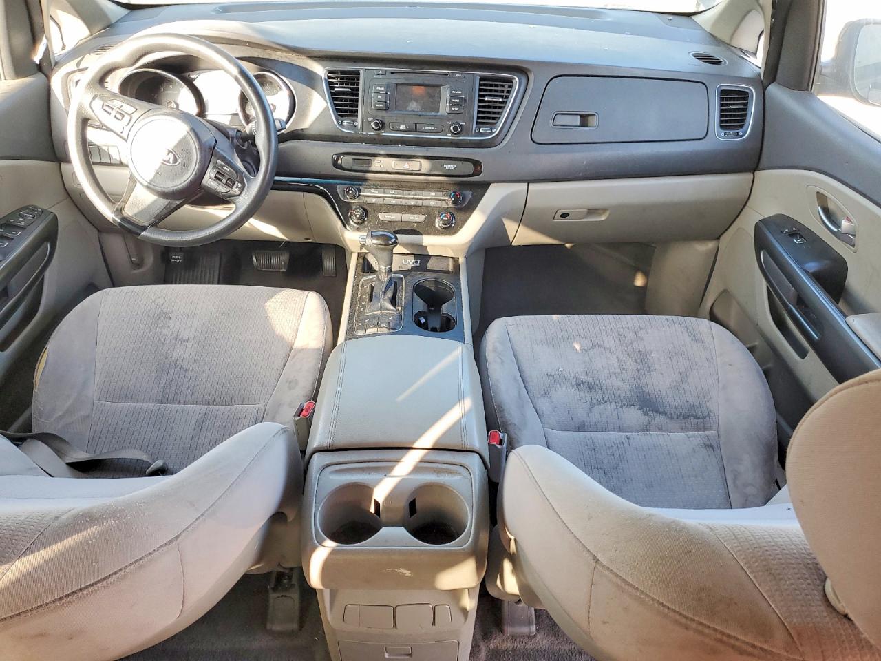 2016 KIA SEDONA