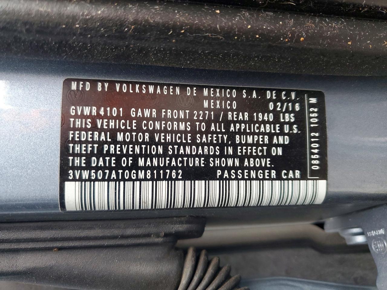 2016 VOLKSWAGEN BEETLE