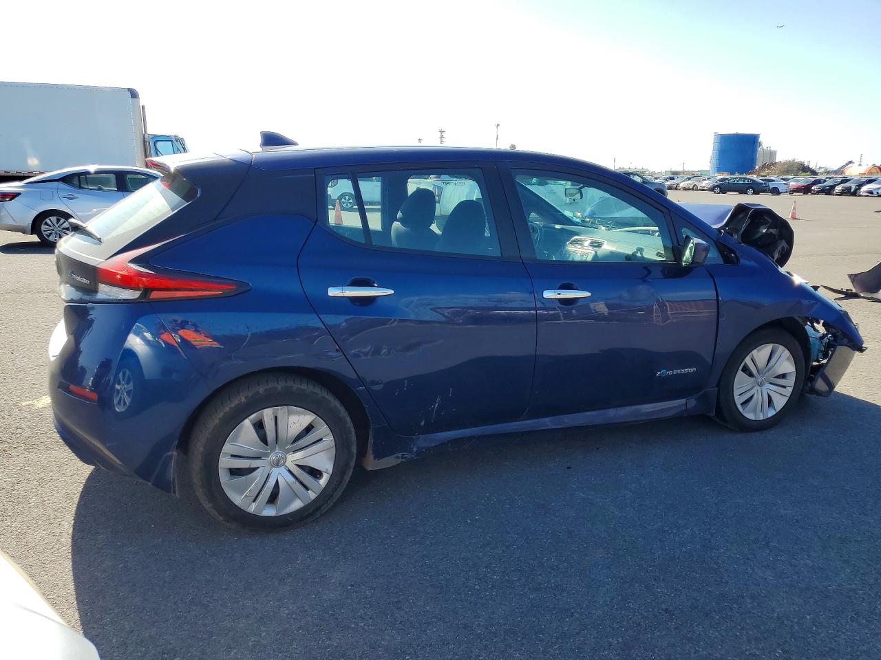2019 NISSAN LEAF
