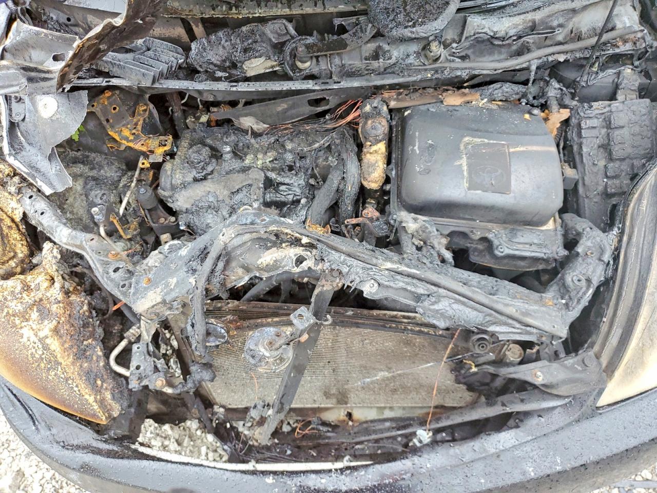 2004 TOYOTA PRIUS