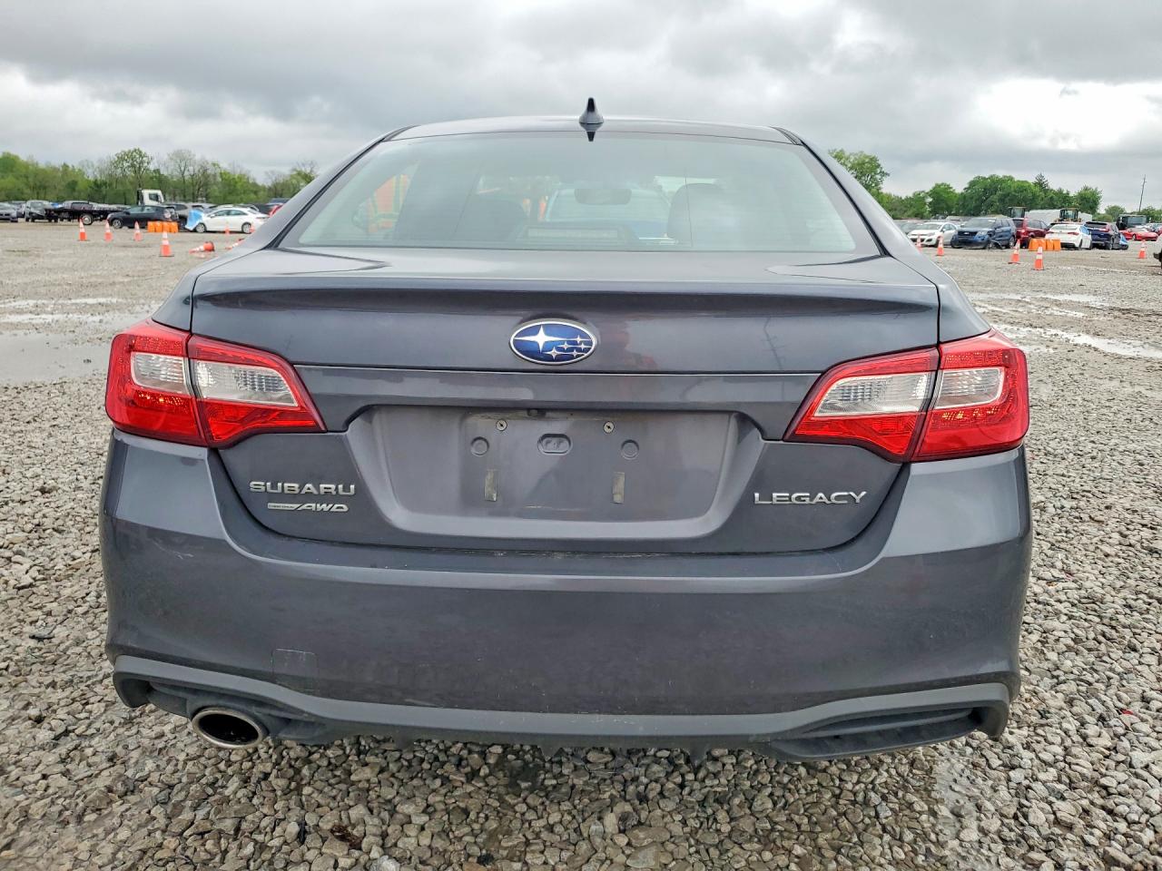 2018 SUBARU LEGACY