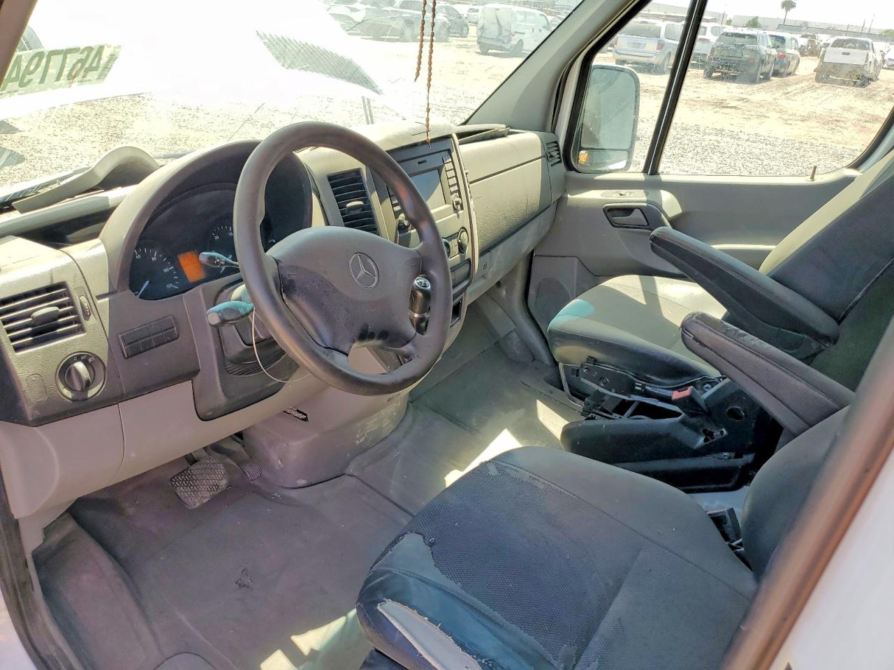 2015 MERCEDES BENZ SPRINTER
