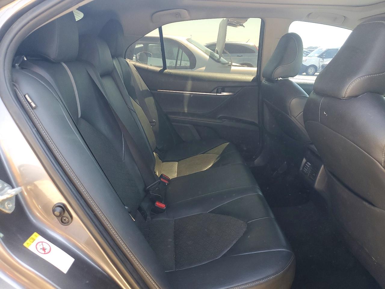 2018 TOYOTA CAMRY
