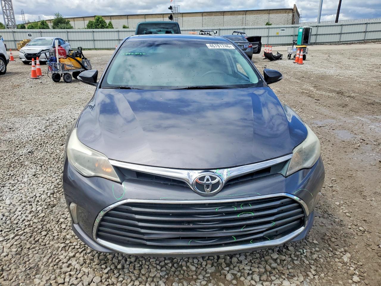 2016 TOYOTA AVALON