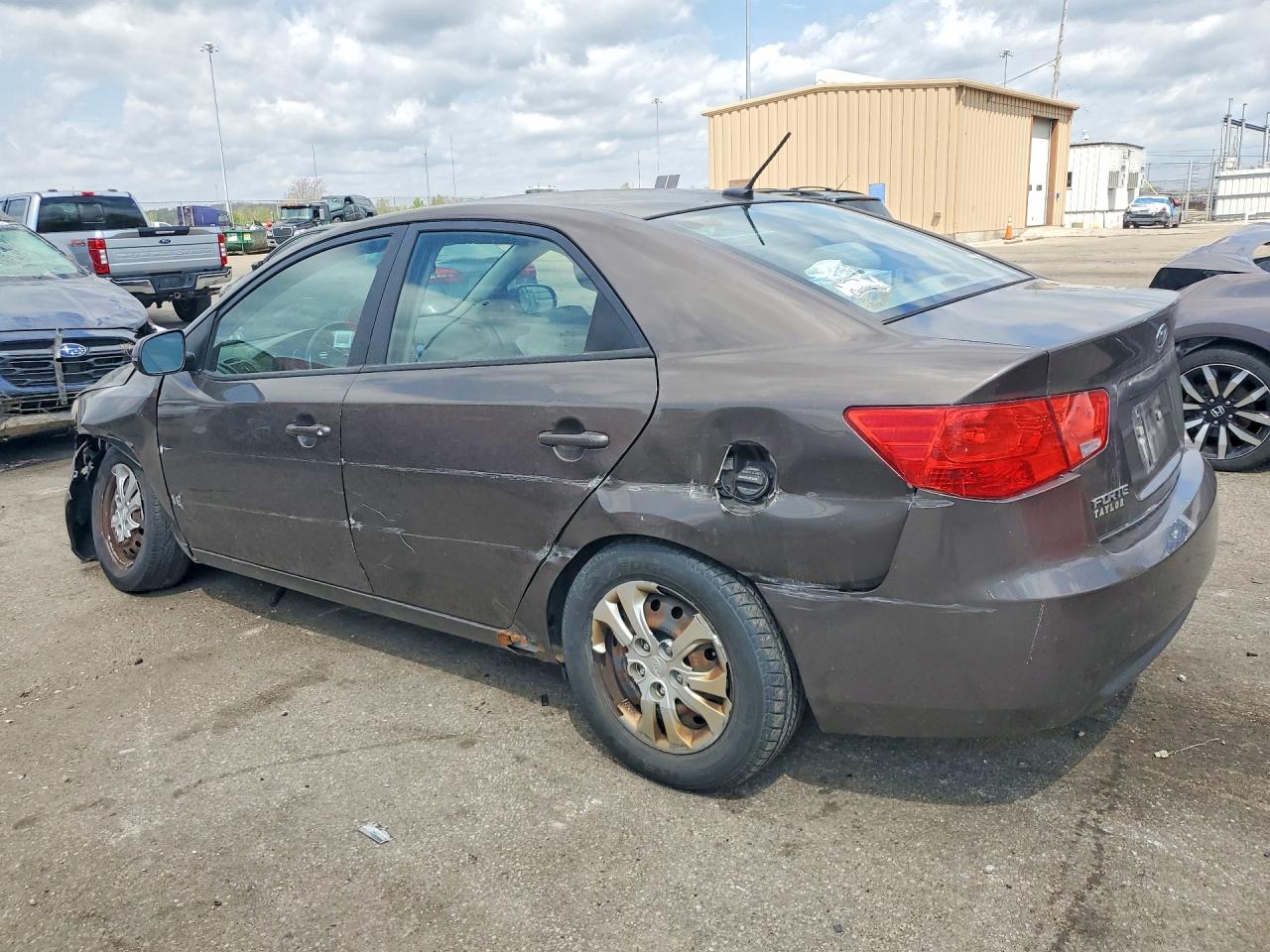 2013 KIA FORTE