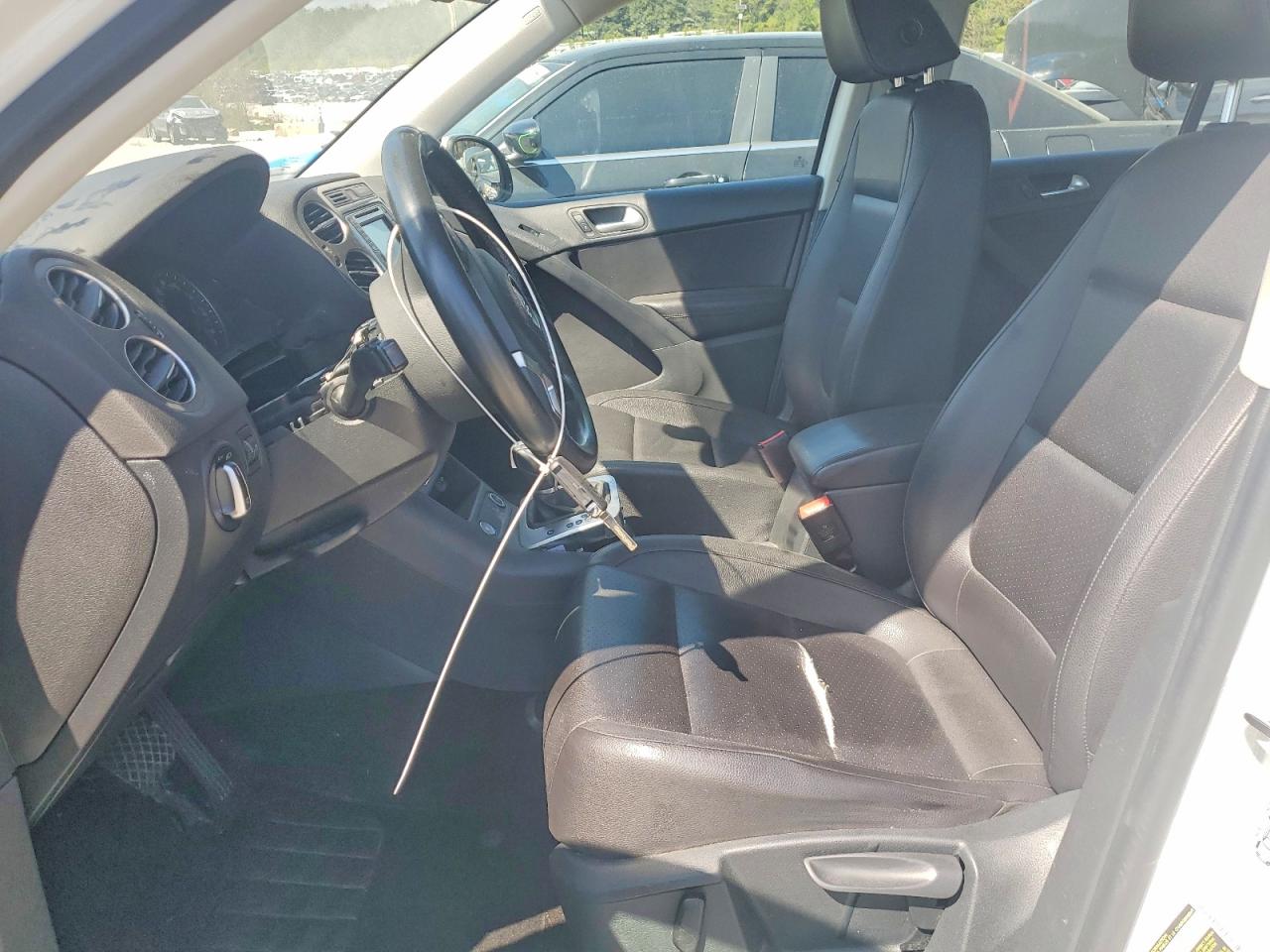 2017 VOLKSWAGEN TIGUAN