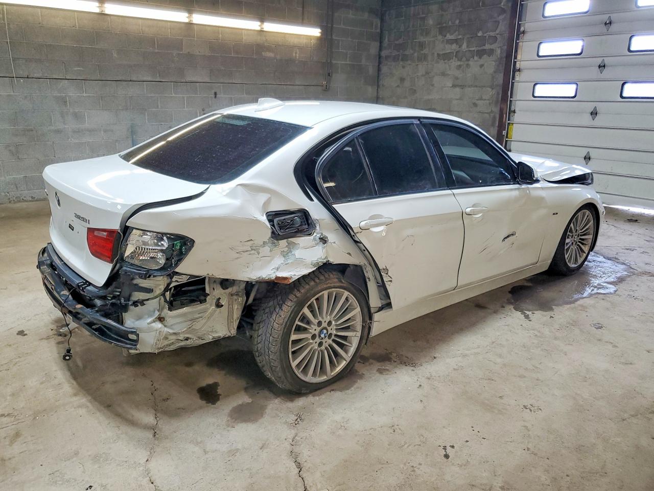 2013 BMW 3 SERIES