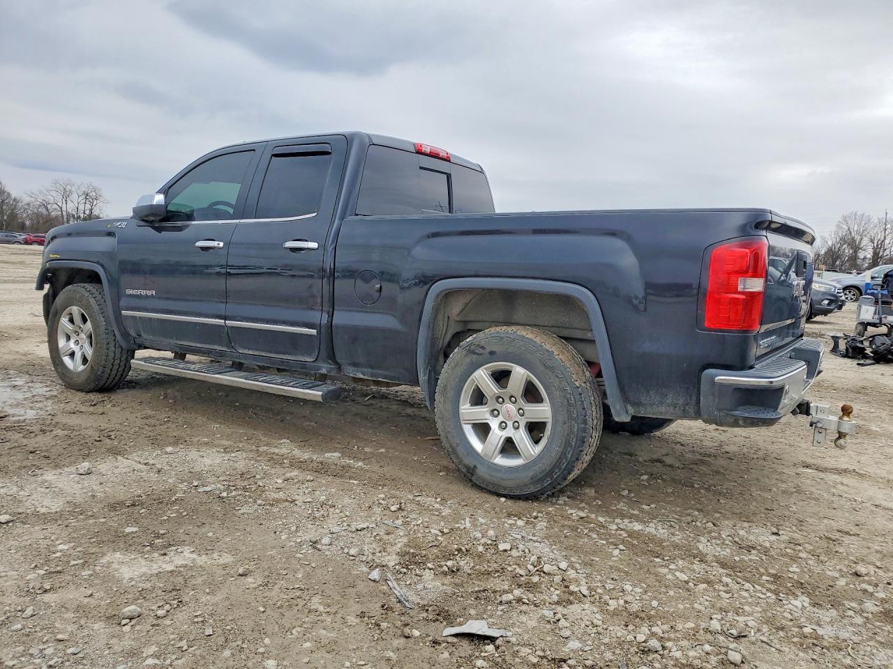 2015 GMC SIERRA