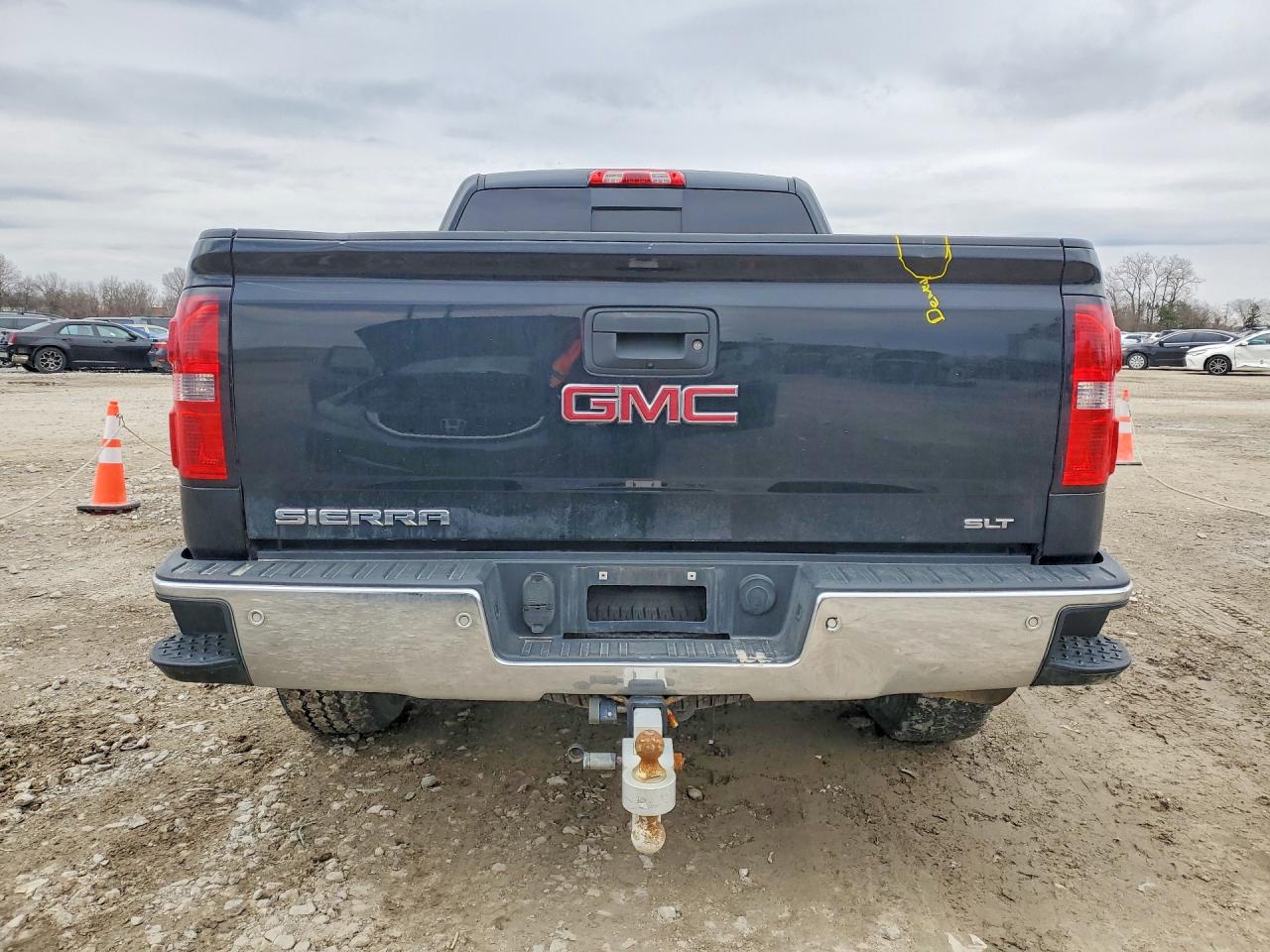 2015 GMC SIERRA