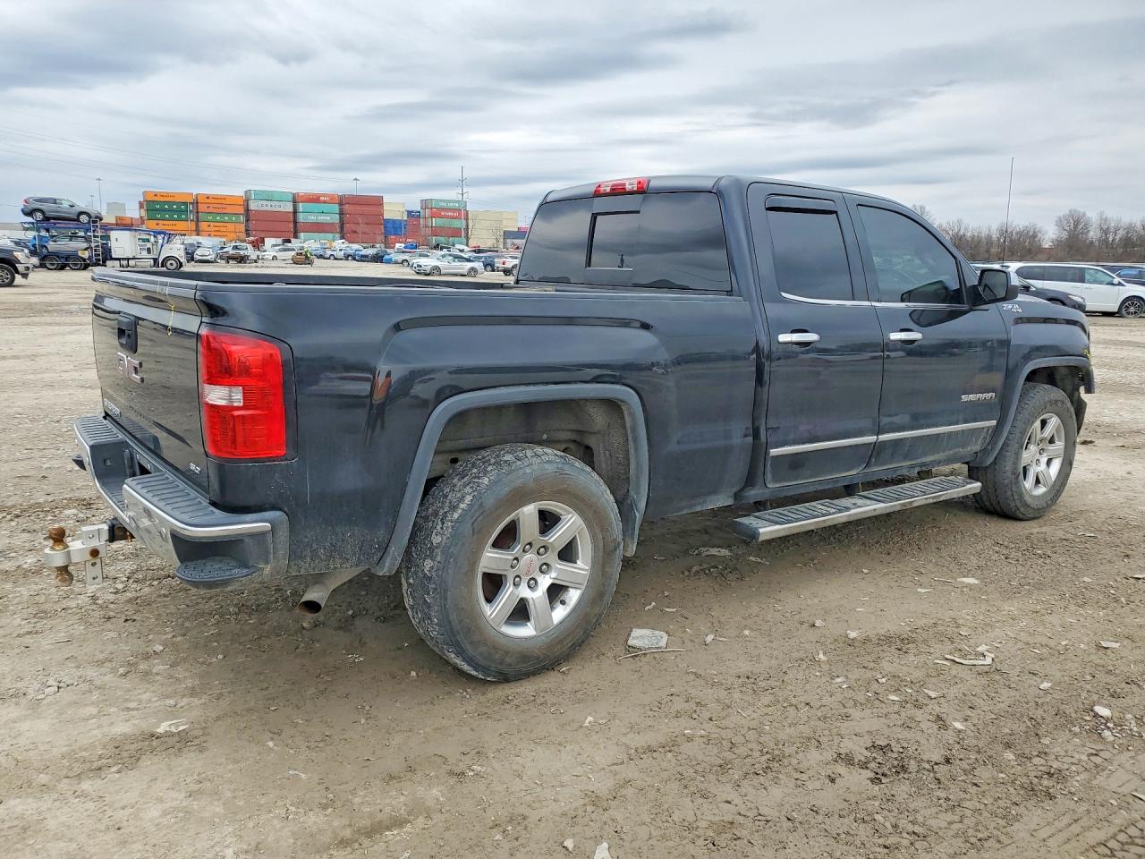 2015 GMC SIERRA