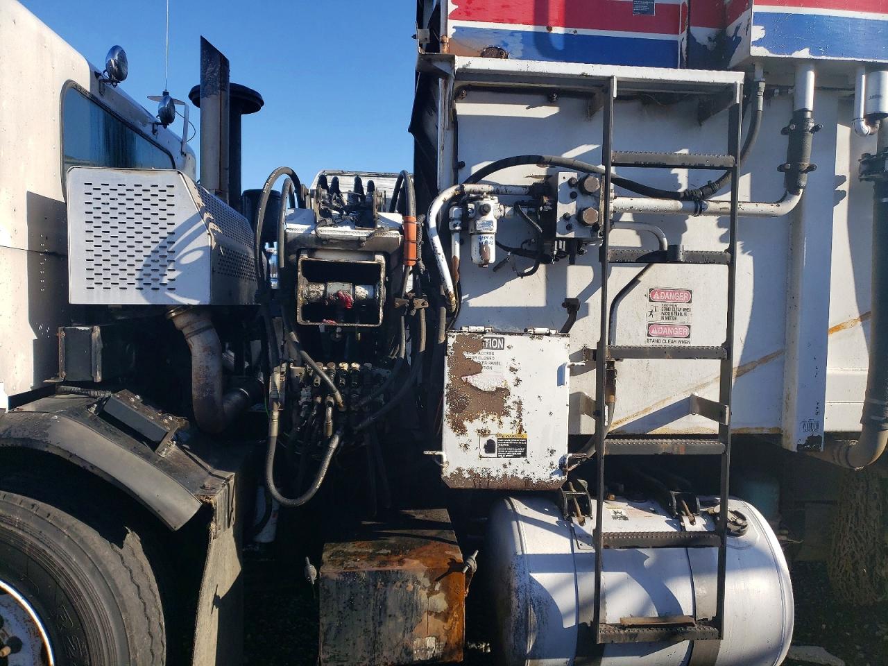 2009 PETERBILT ALL OTHER