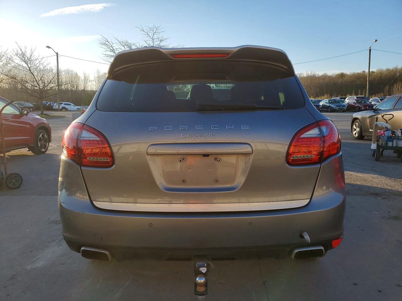 2014 PORSCHE CAYENNE