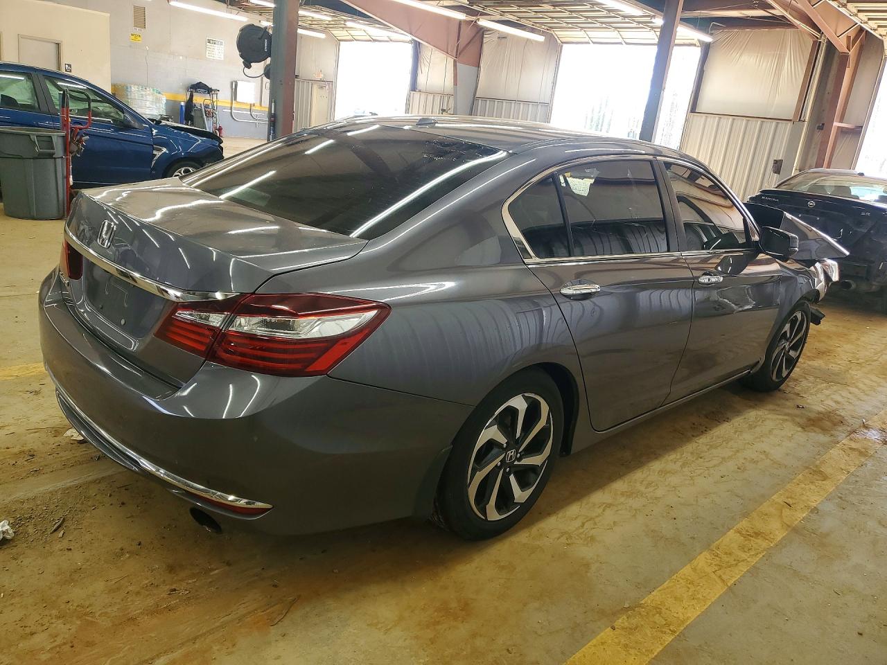 2016 HONDA ACCORD