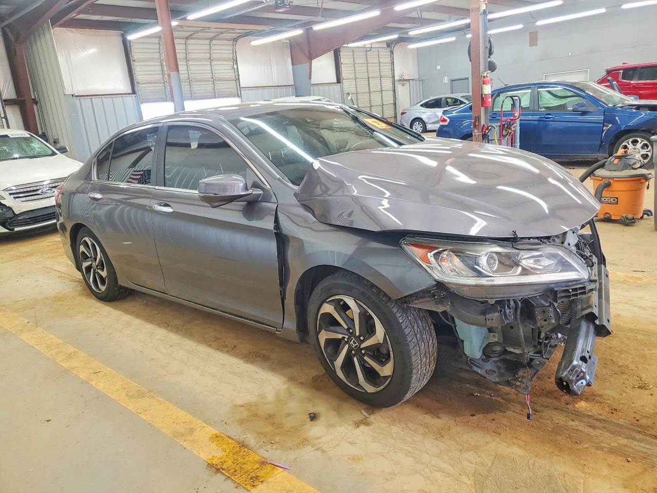 2016 HONDA ACCORD