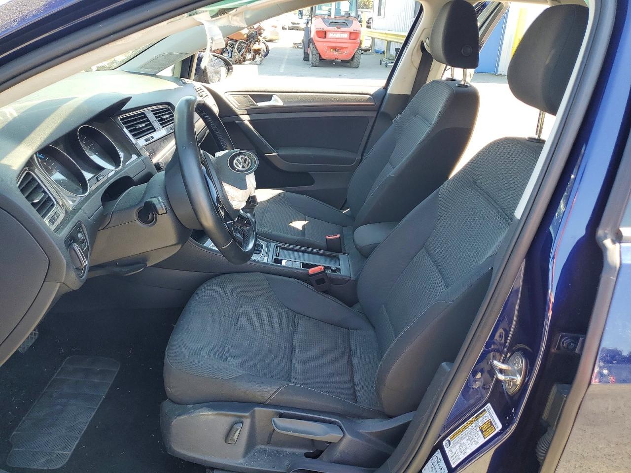 2019 VOLKSWAGEN GOLF