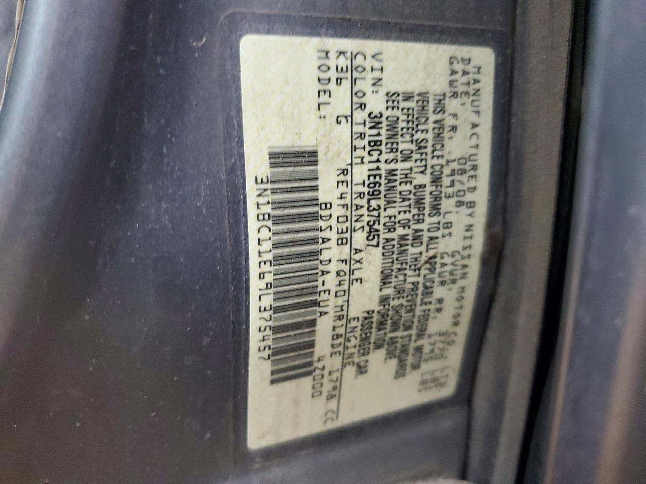 2009 NISSAN VERSA