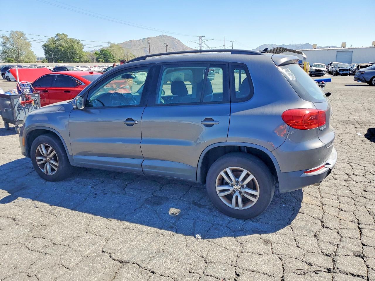 2015 VOLKSWAGEN TIGUAN