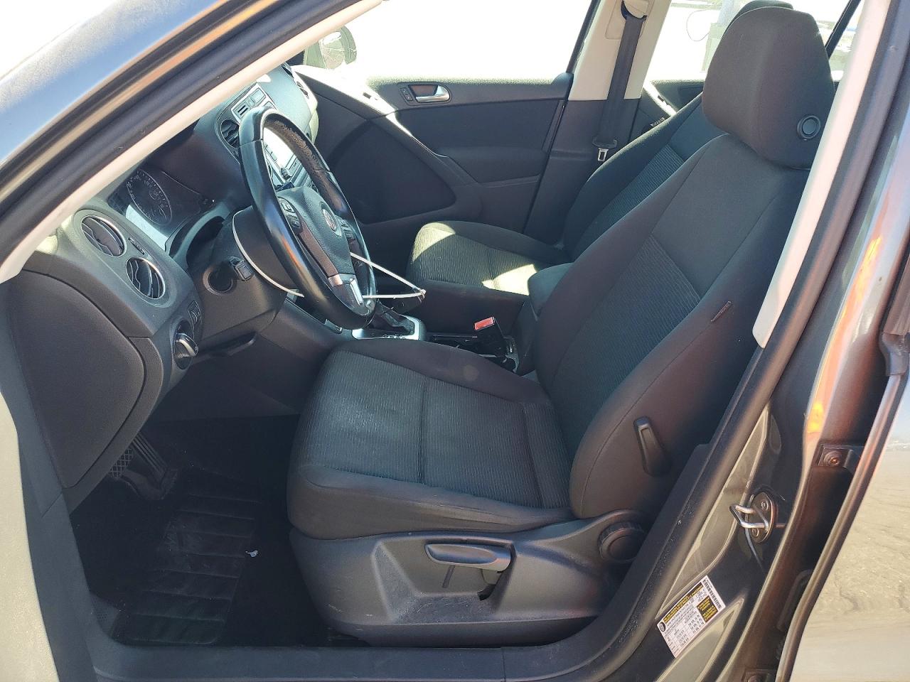 2015 VOLKSWAGEN TIGUAN