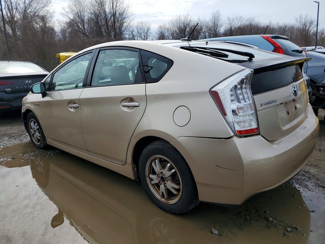 2010 TOYOTA PRIUS