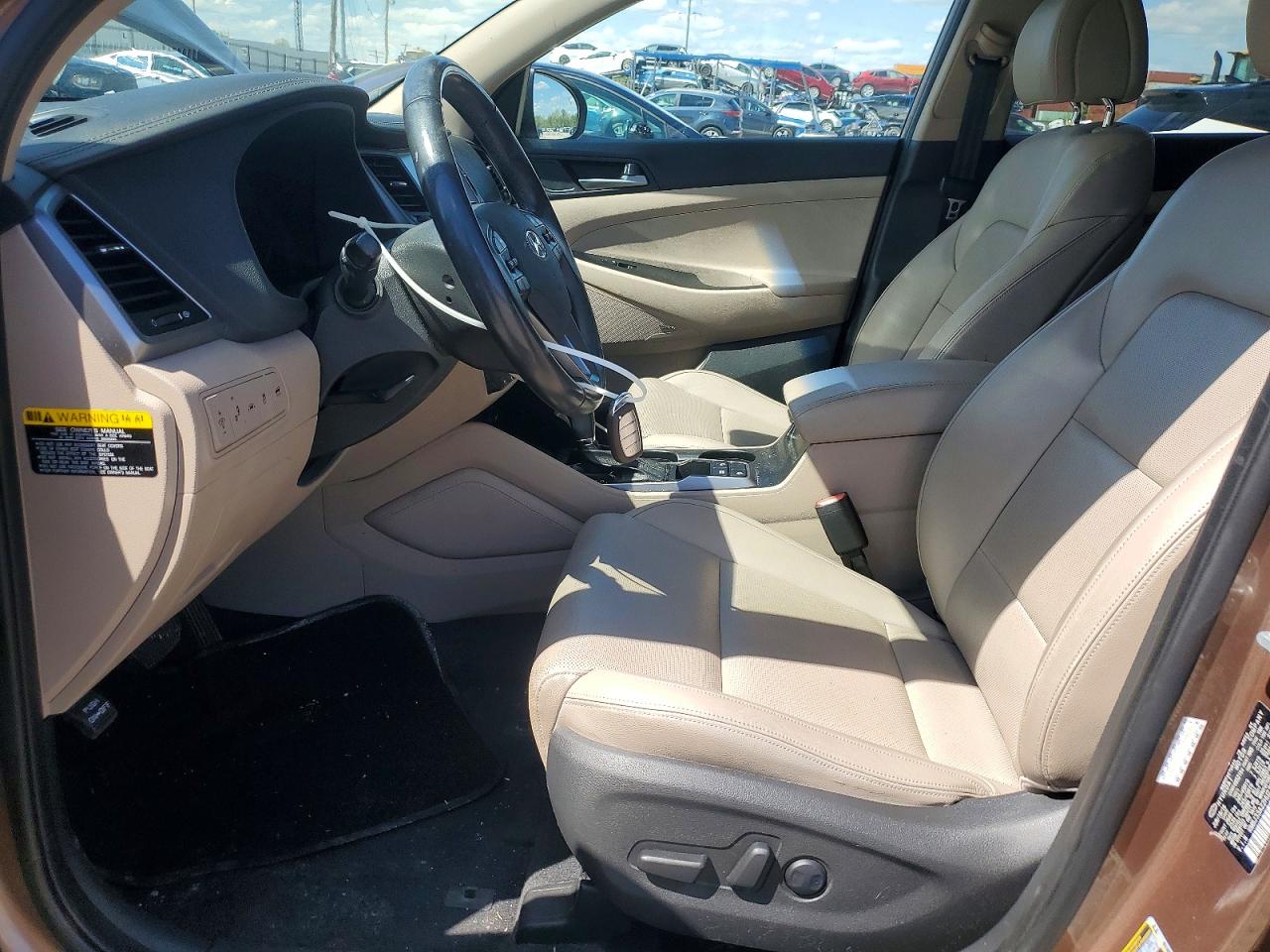 2017 HYUNDAI TUCSON