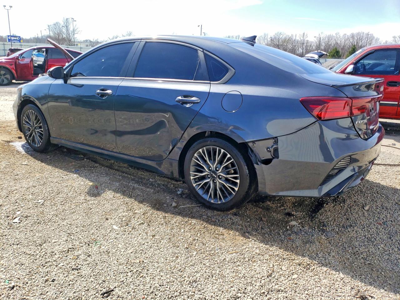 2023 KIA FORTE