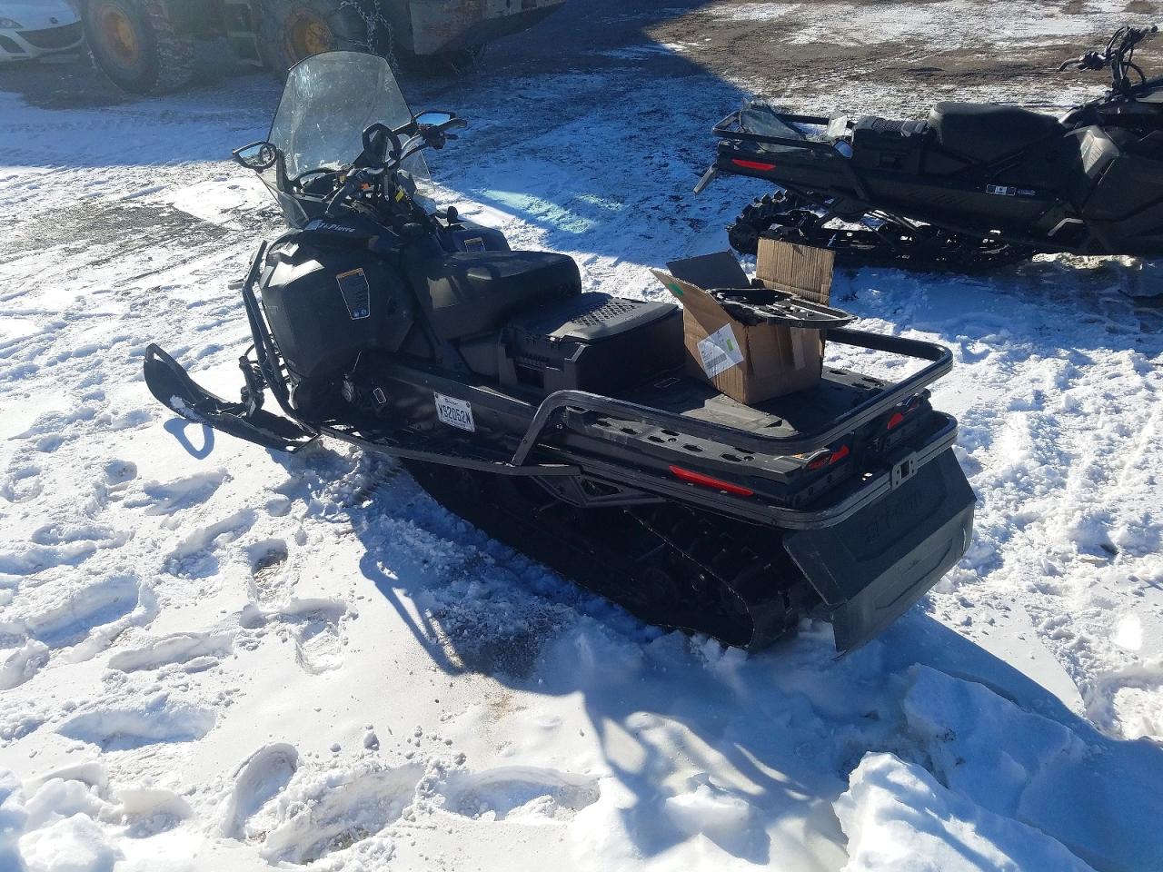 2022 SKIDOO