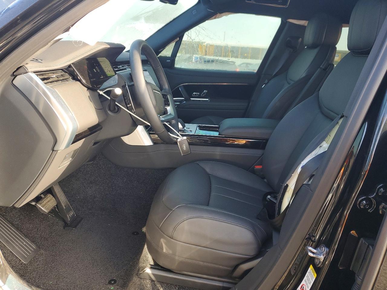2025 LAND ROVER RANGEROVER