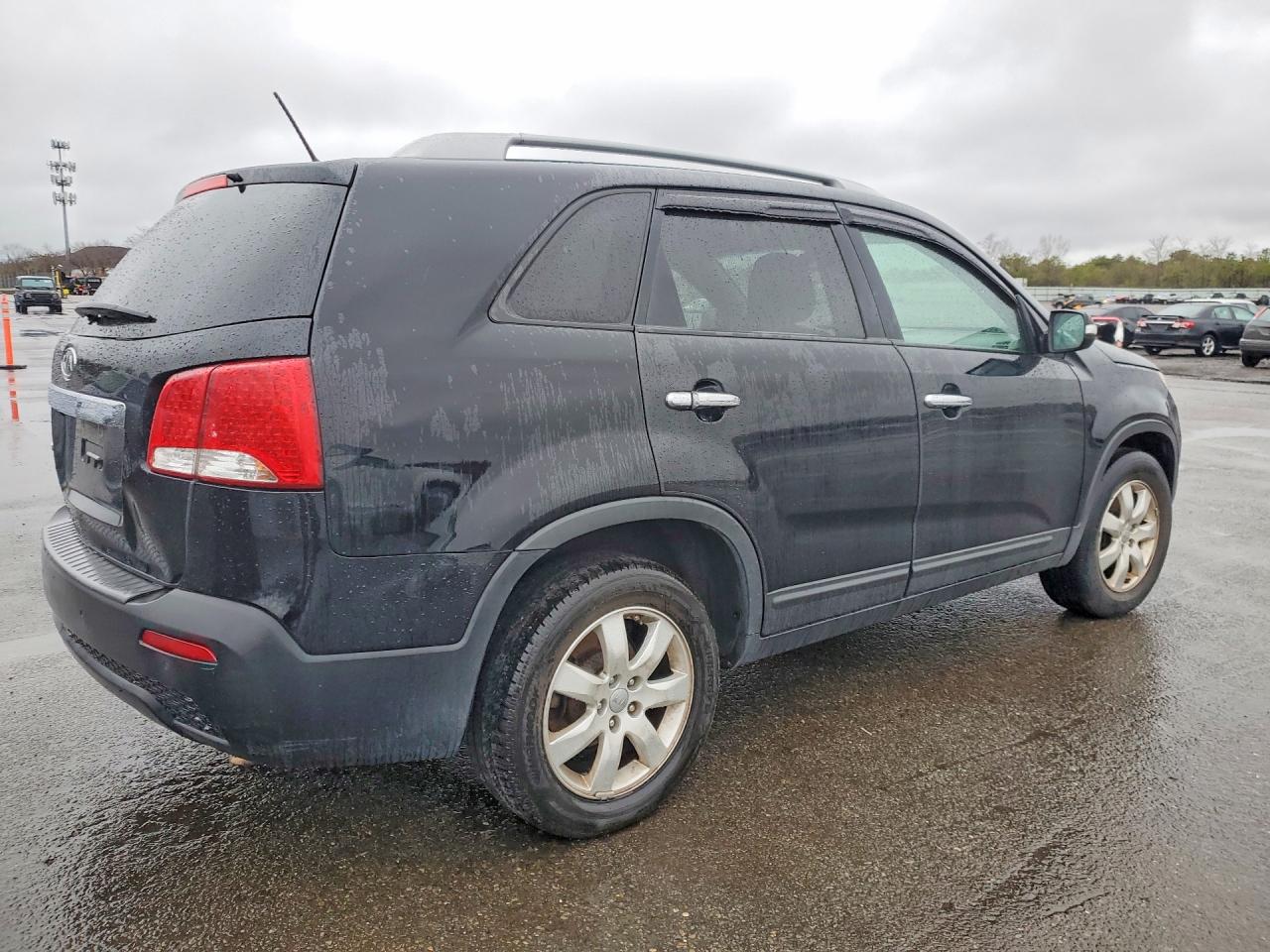 2013 KIA SORENTO