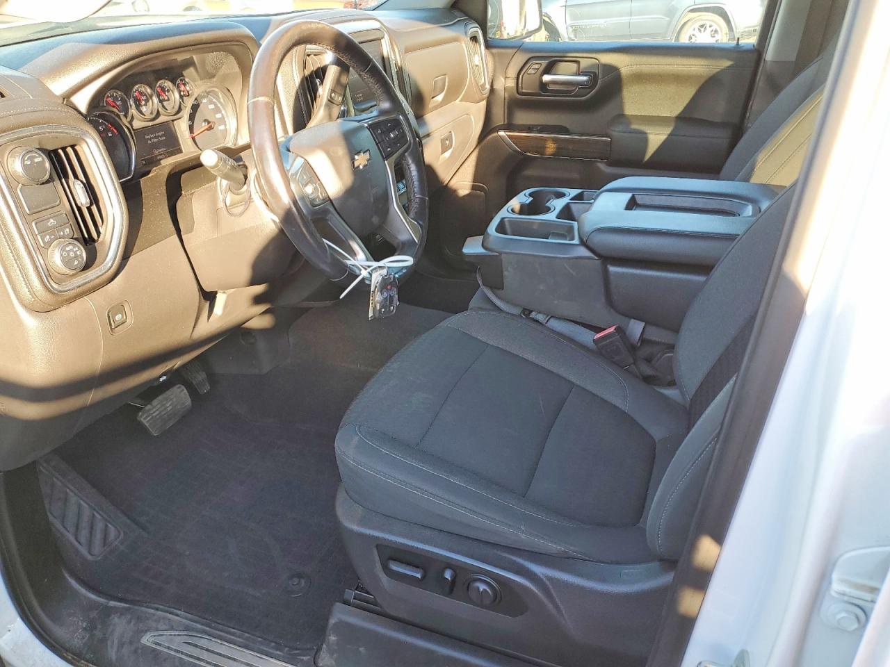 2020 CHEVROLET SILVERADO