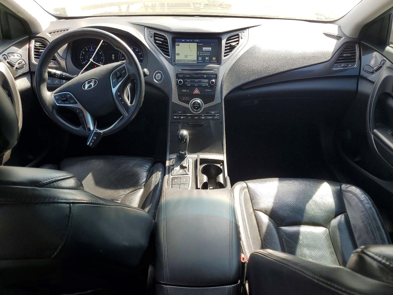 2017 HYUNDAI AZERA