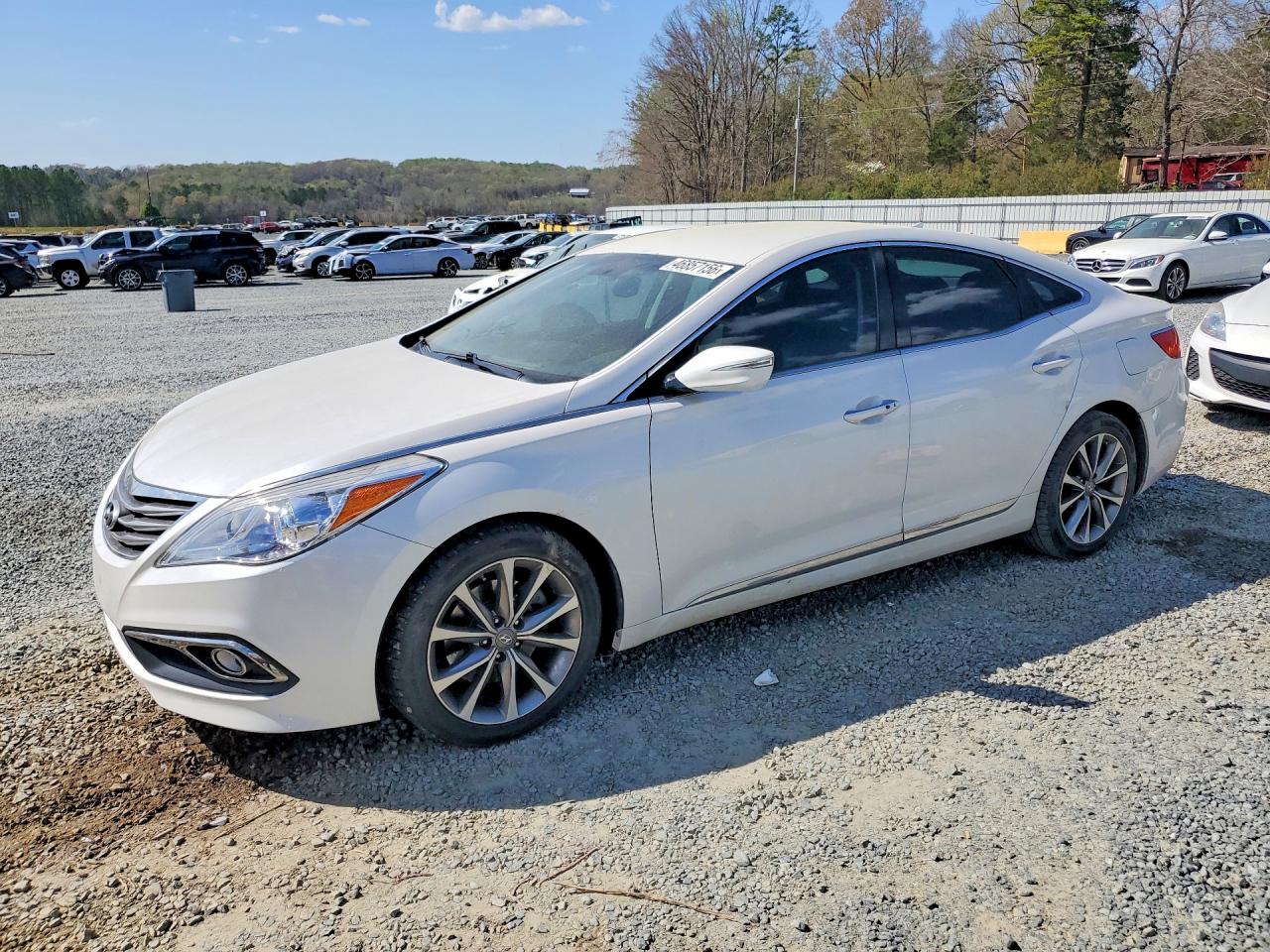 2017 HYUNDAI AZERA