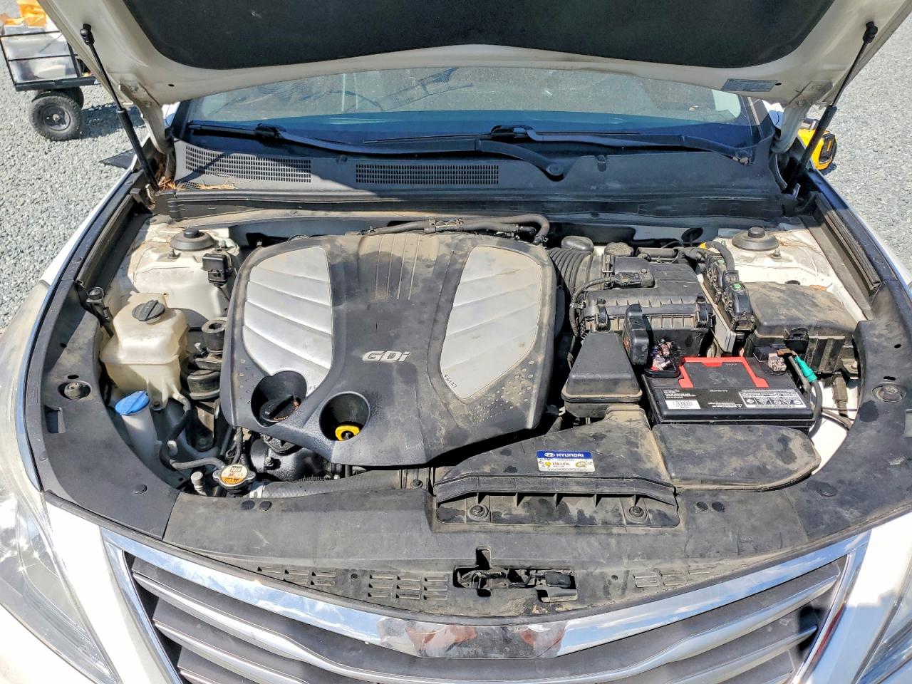 2017 HYUNDAI AZERA
