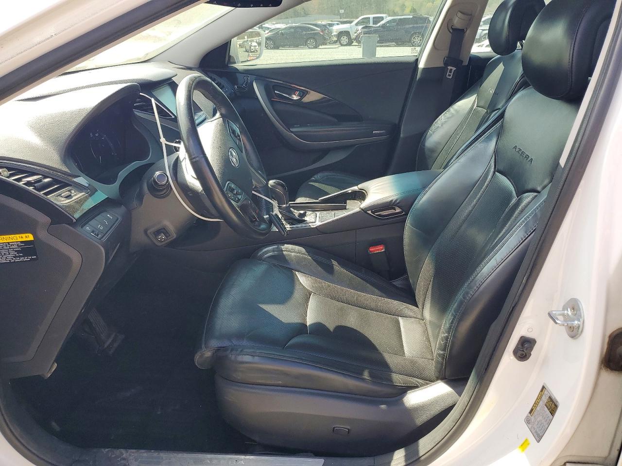 2017 HYUNDAI AZERA