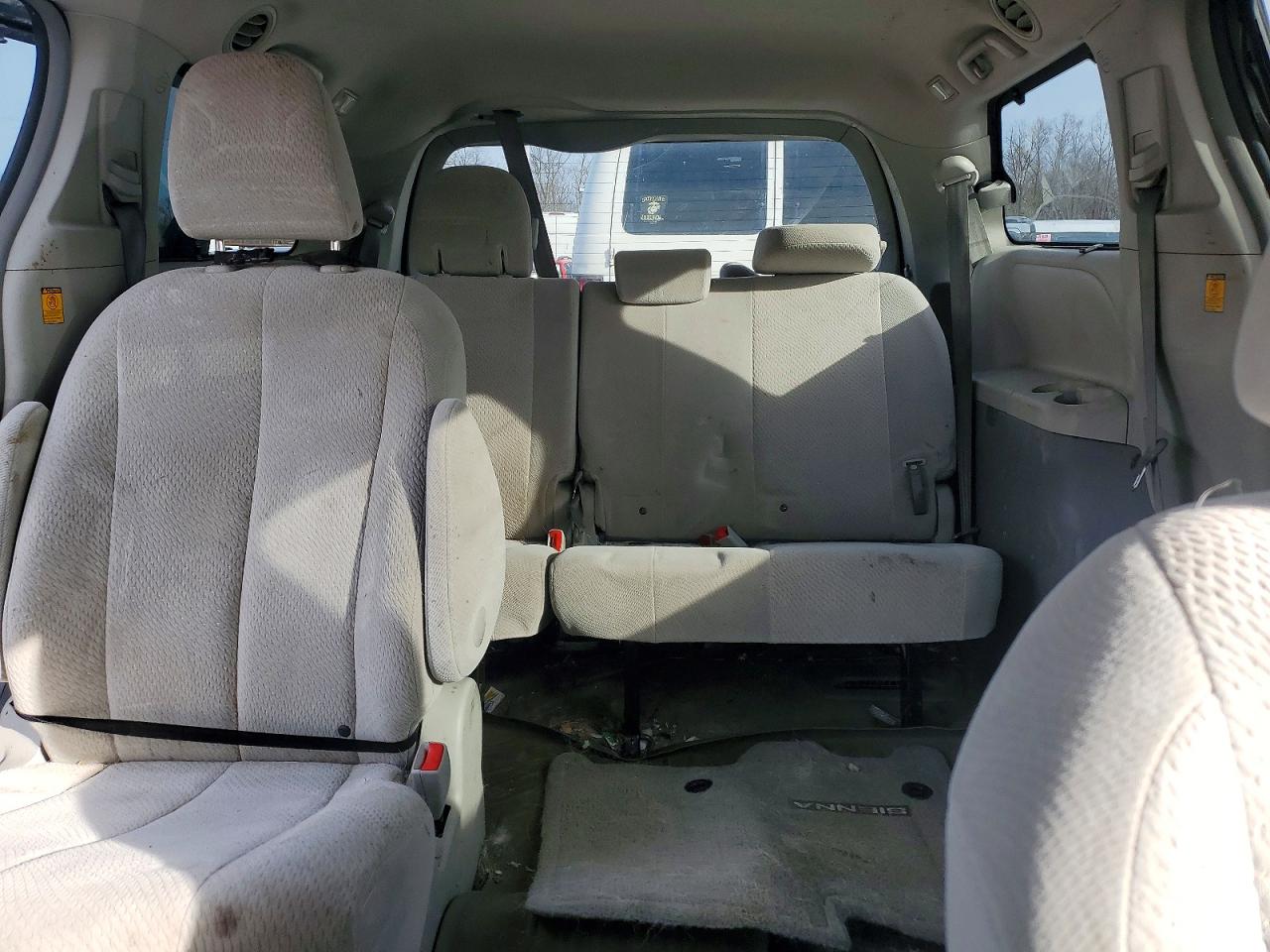 2013 TOYOTA SIENNA