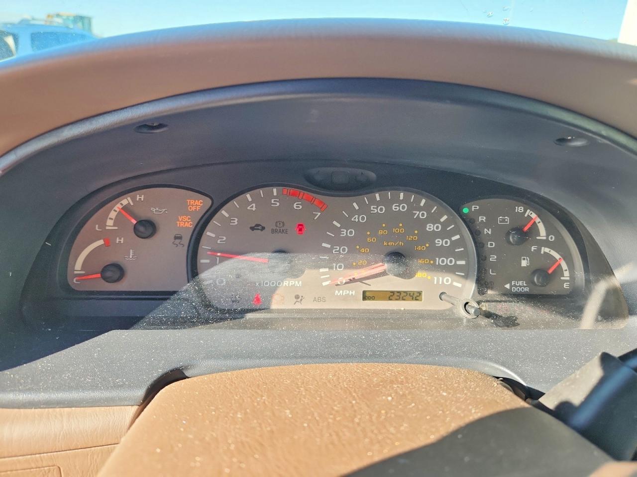 2002 TOYOTA SEQUOIA