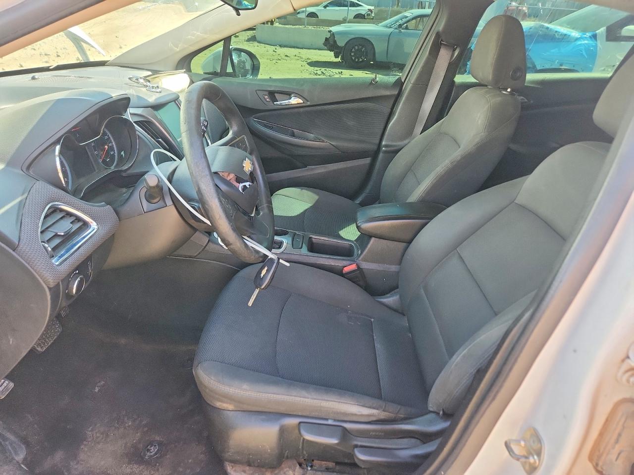 2017 CHEVROLET CRUZE