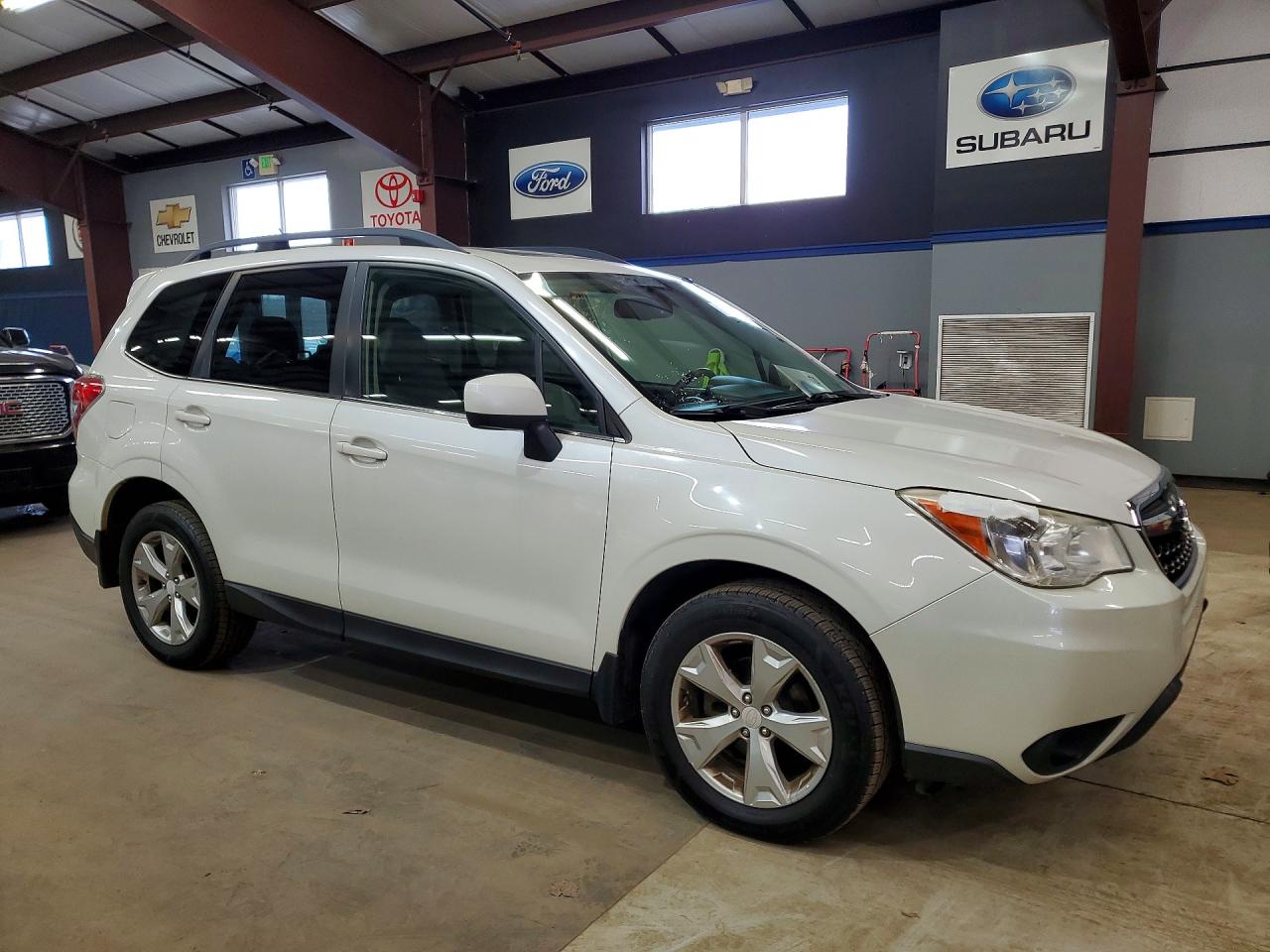 2015 SUBARU FORESTER